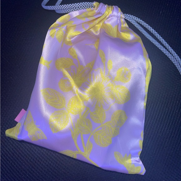 IPSY Cleansing Face Wipes w/ Bag & Stickers - Picture 5 of 5